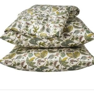 ISO Threshold Organic Botanical Queen Sheets